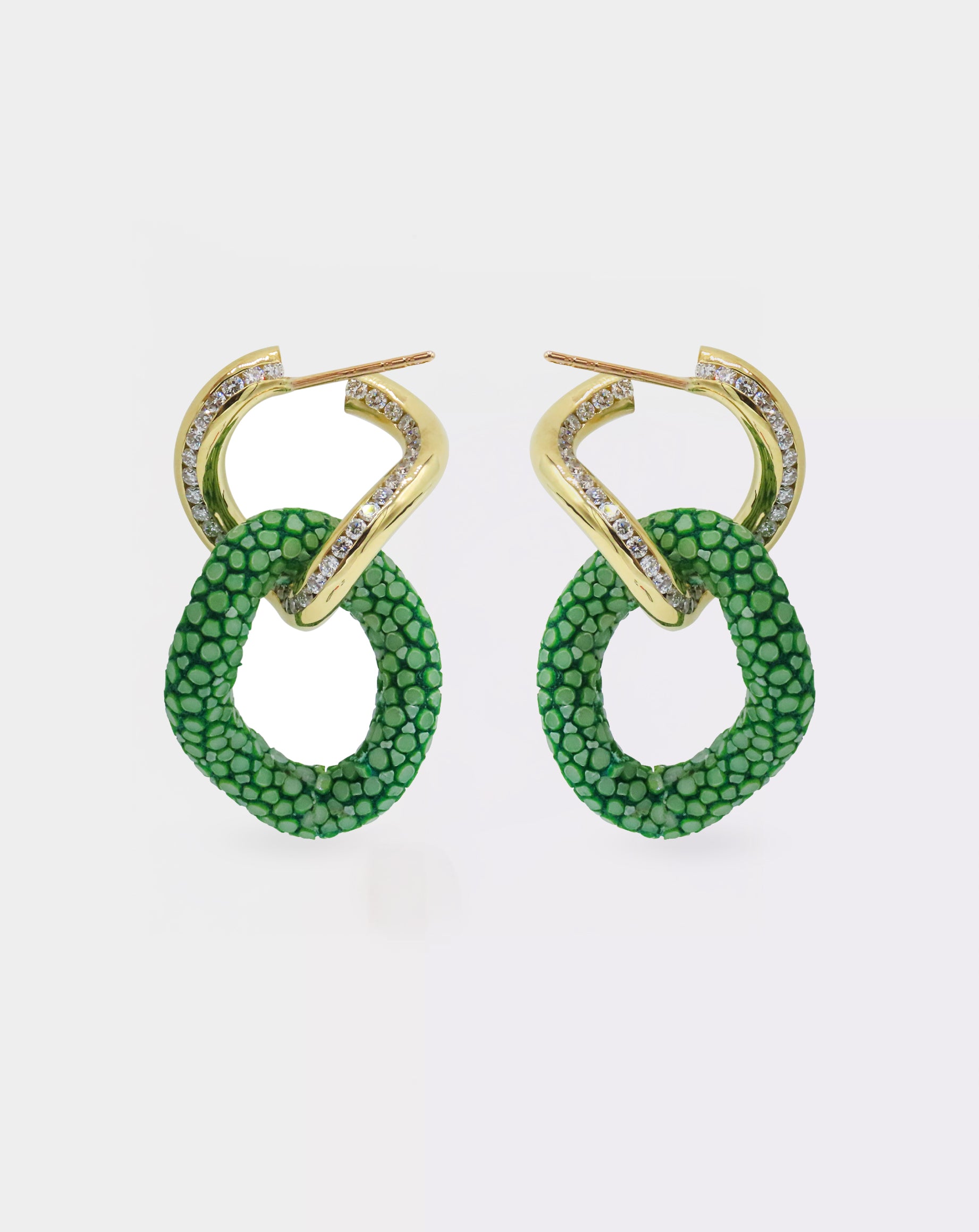 18K Gold Chainlink earrings with 0,68ct diamonds - Galuchat - Green